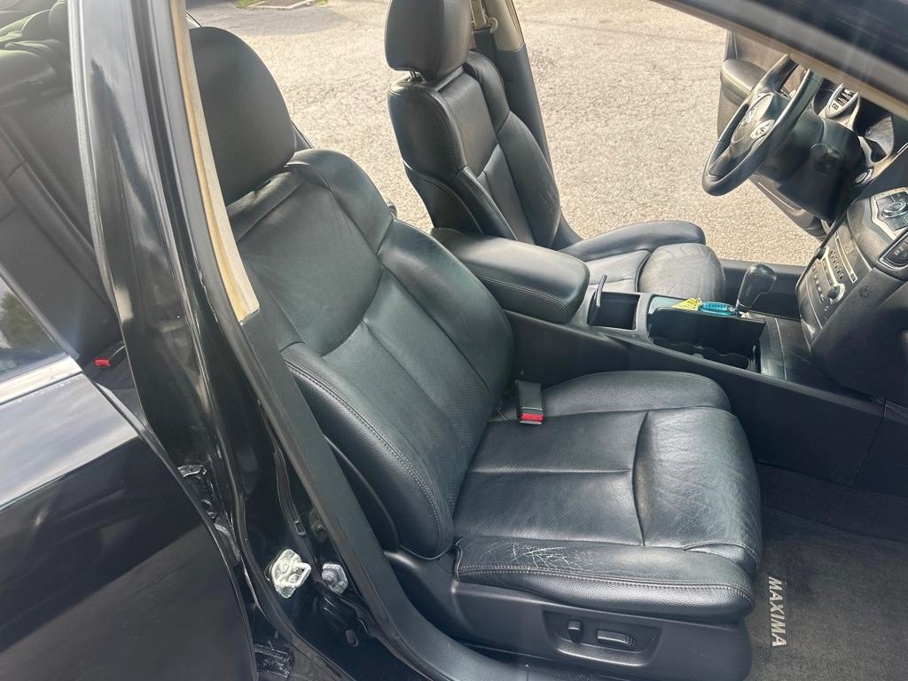Nissan Maxima  2014