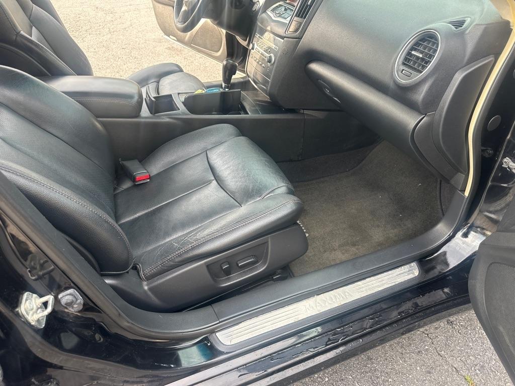 Nissan Maxima  2014