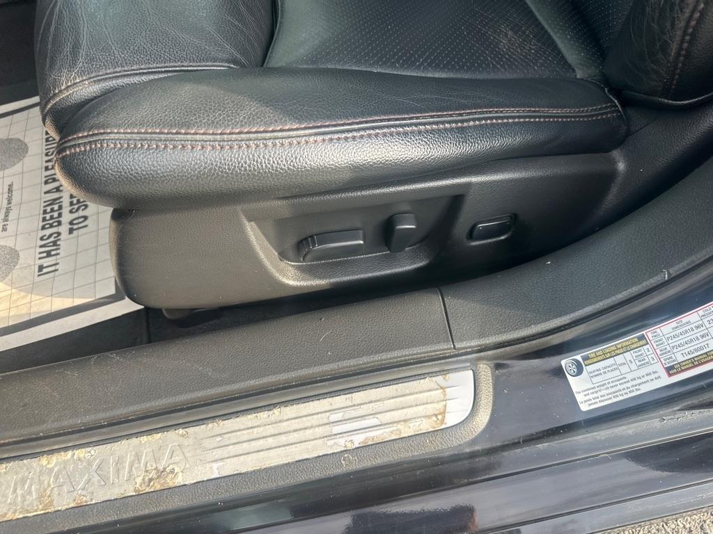 Nissan Maxima  2014