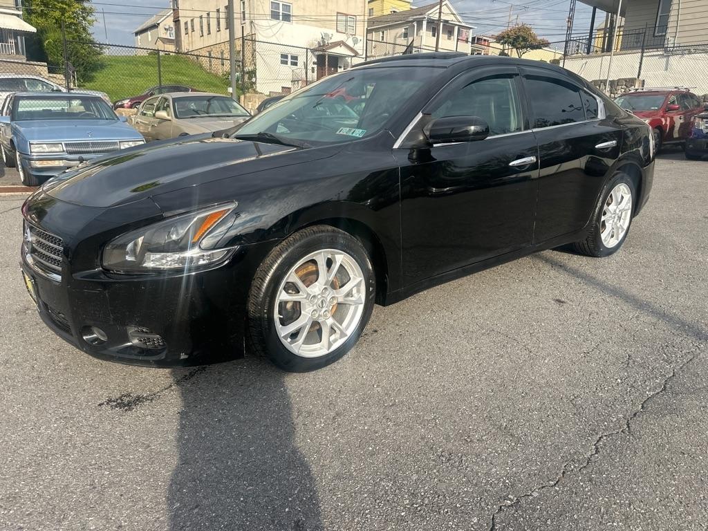 Nissan Maxima  2014