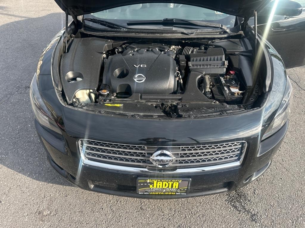 Nissan Maxima  2014