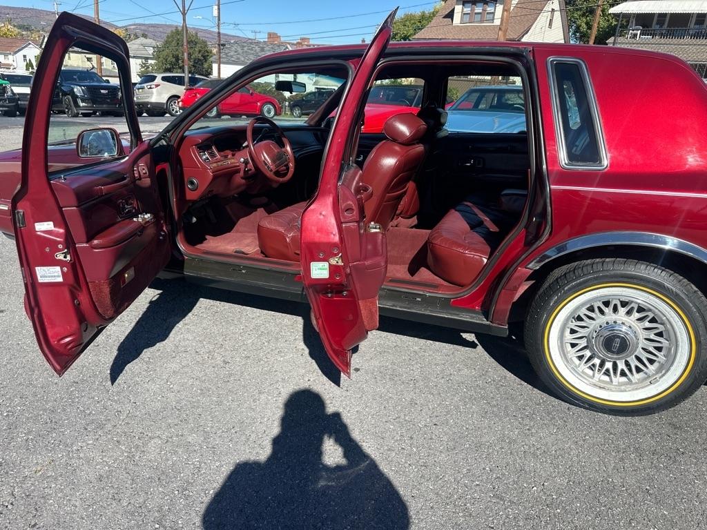 Lincoln Town Car  1997