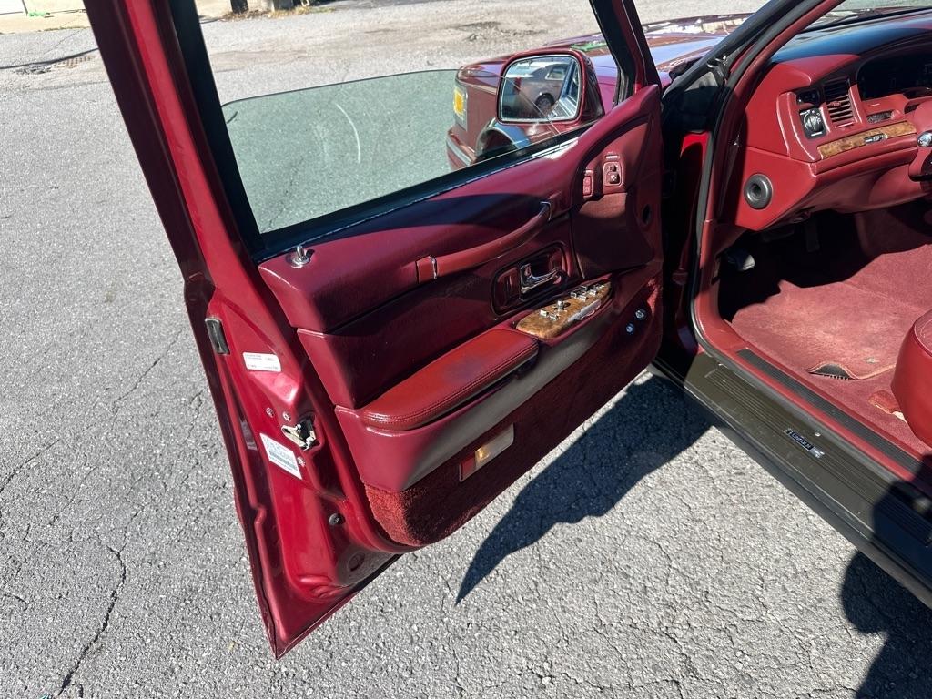 Lincoln Town Car  1997
