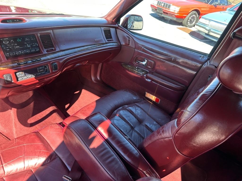 Lincoln Town Car  1997