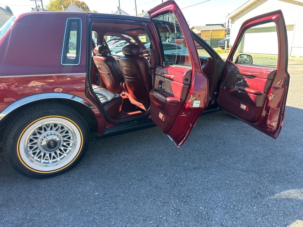 Lincoln Town Car  1997