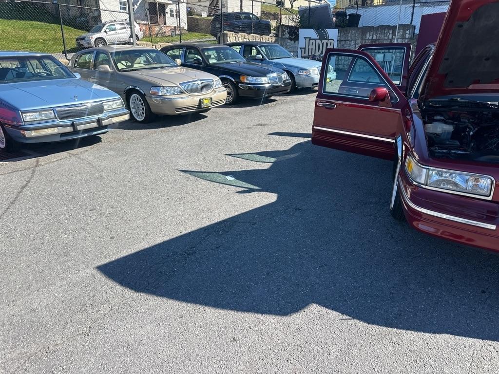 Lincoln Town Car  1997
