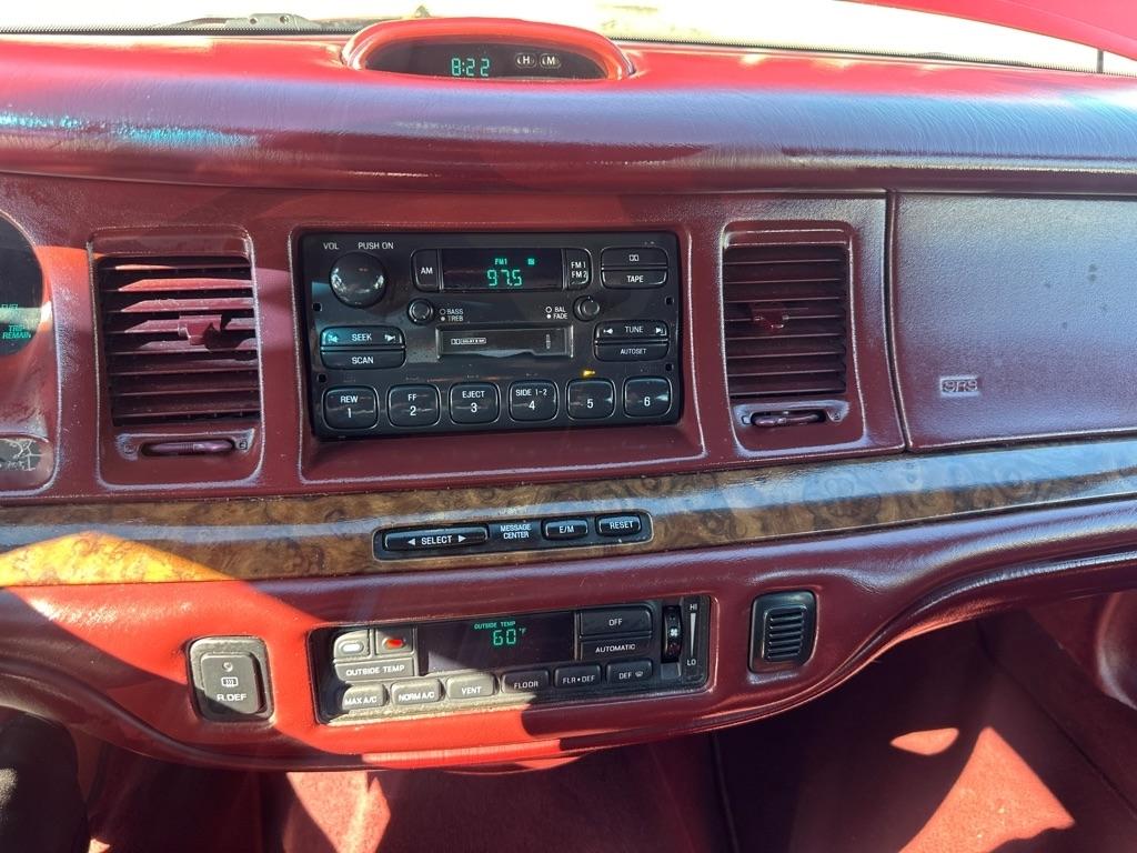 Lincoln Town Car  1997