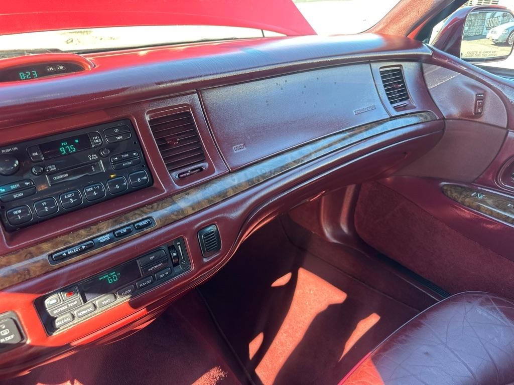Lincoln Town Car  1997