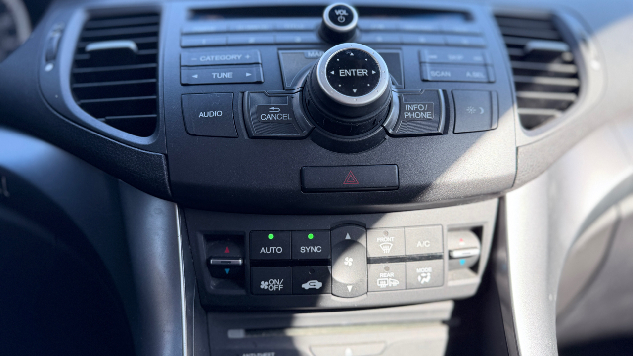 Acura TSX Sport Wagon 5dr Sport Wgn I4 Auto Tech Pkg 2011