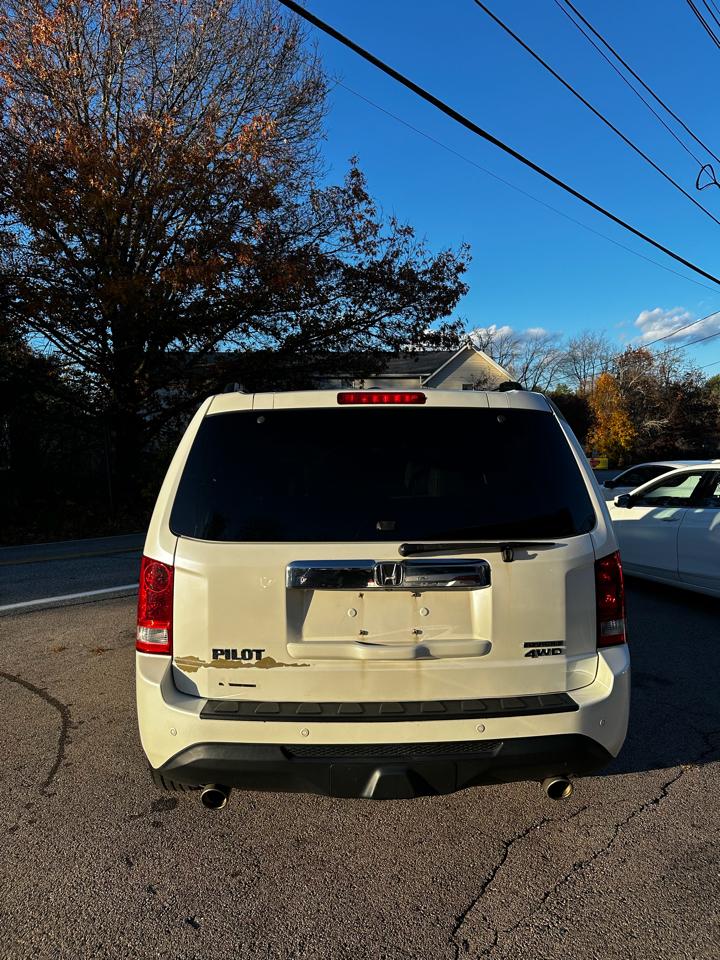 Honda Pilot 4WD 4dr Touring w/RES & Navi 2015