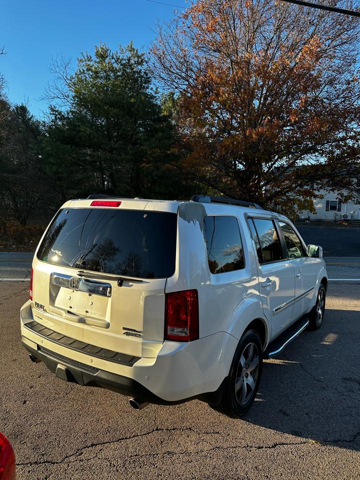 Honda Pilot 4WD 4dr Touring w/RES & Navi 2015