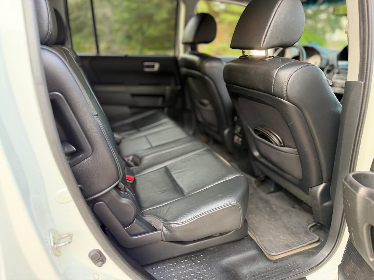 Honda Pilot 4WD 4dr Touring w/RES & Navi 2015