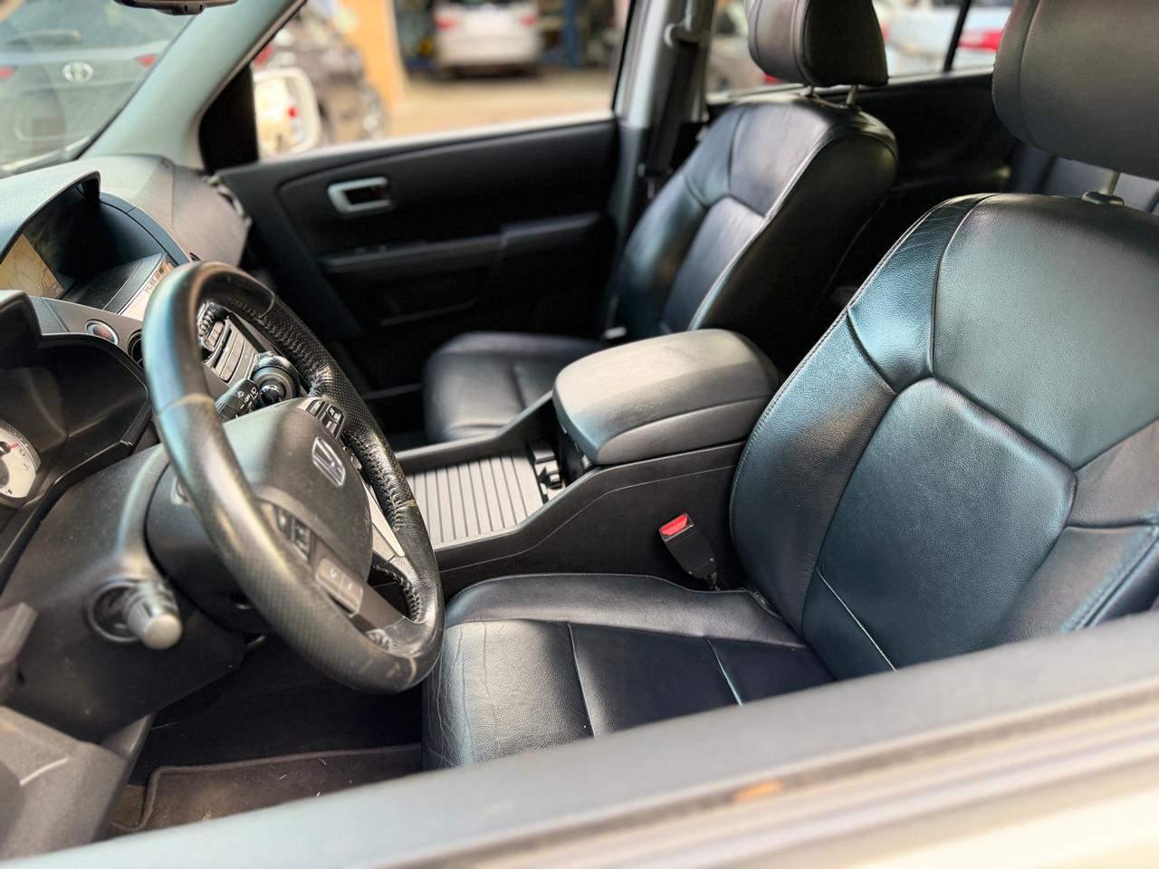 Honda Pilot 4WD 4dr Touring w/RES & Navi 2015