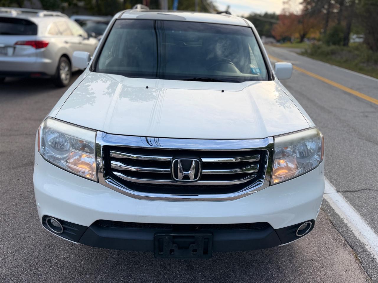 Honda Pilot 4WD 4dr Touring w/RES & Navi 2015