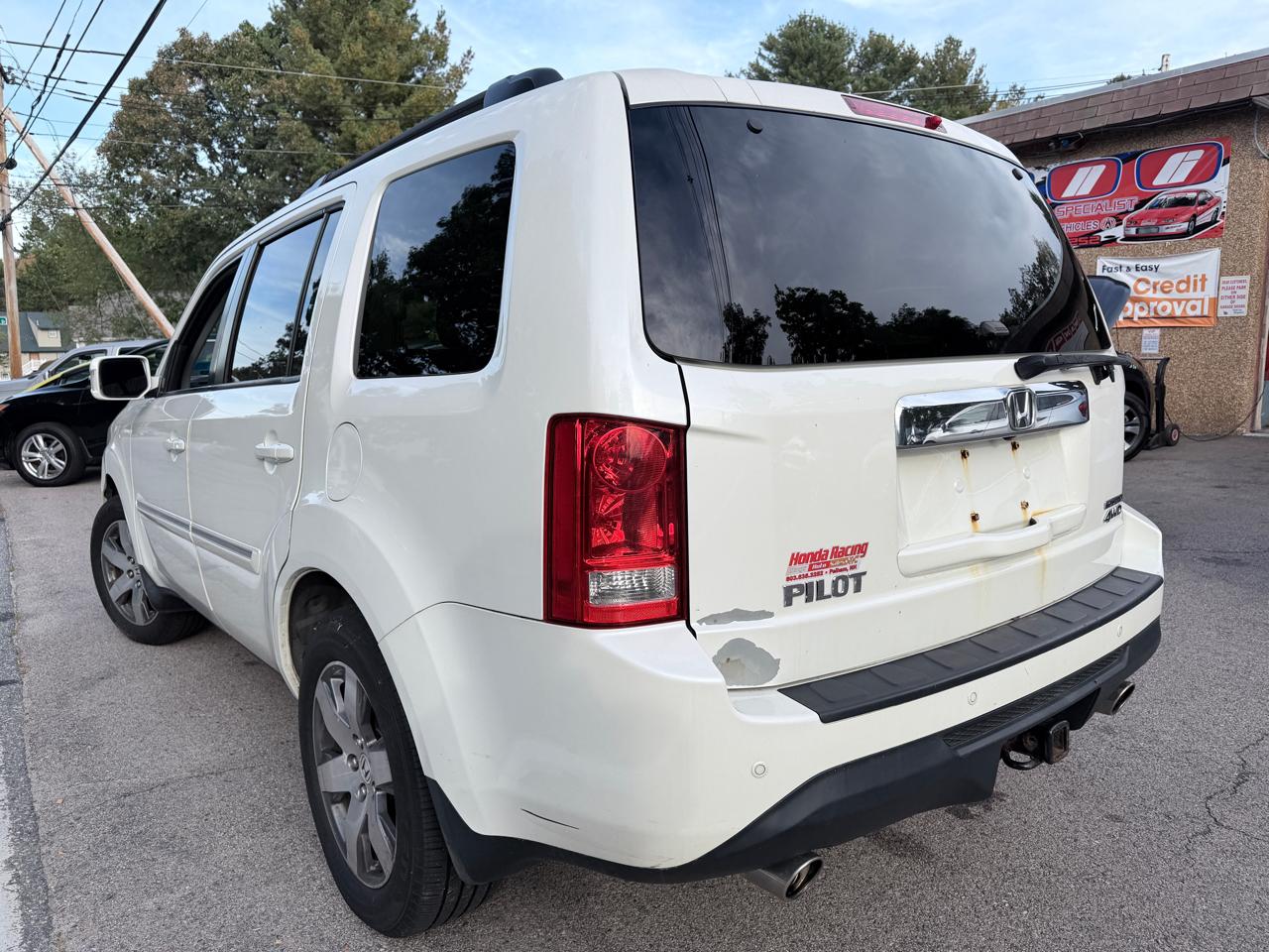Honda Pilot 4WD 4dr Touring w/RES & Navi 2015