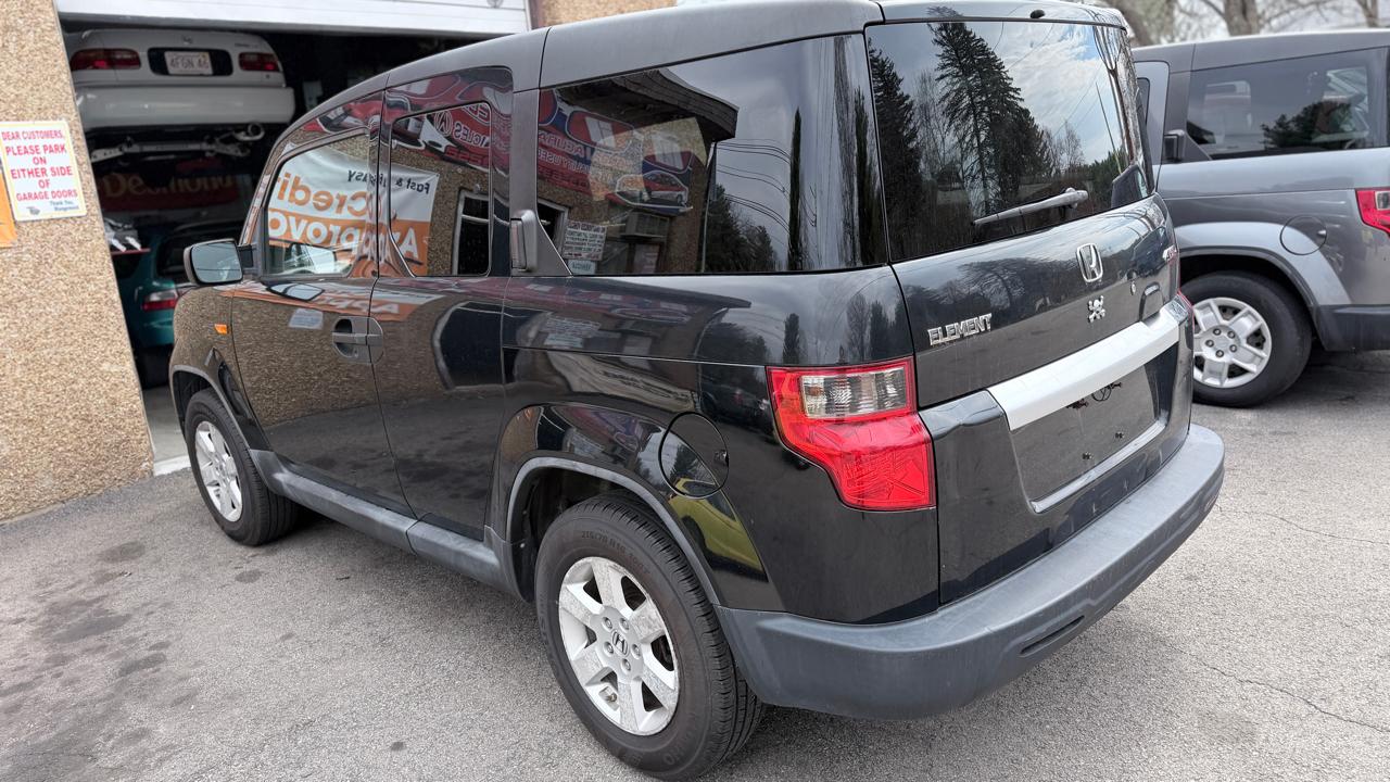 Honda Element 4WD 5dr LX 2011
