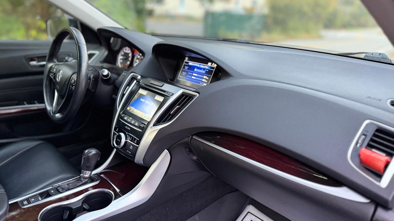 Acura TLX 4dr Sdn FWD 2015