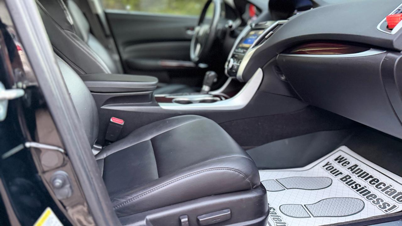 Acura TLX 4dr Sdn FWD 2015