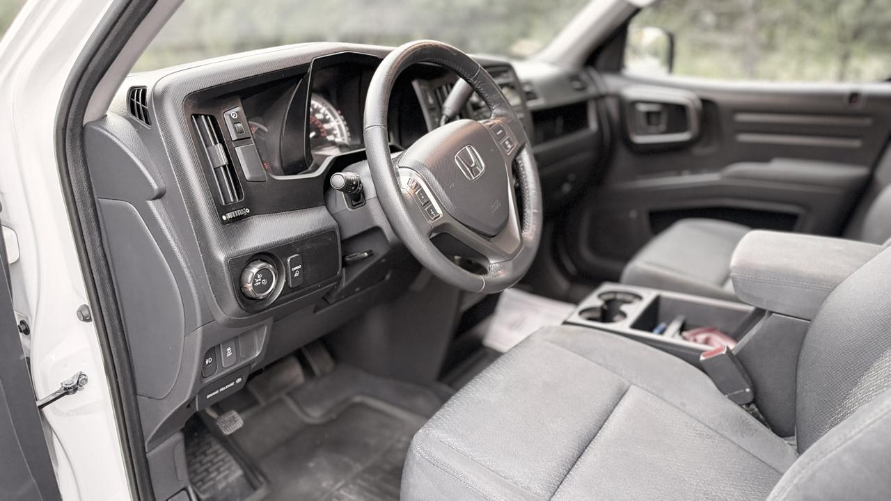 Honda Ridgeline 4WD Crew Cab Sport 2014