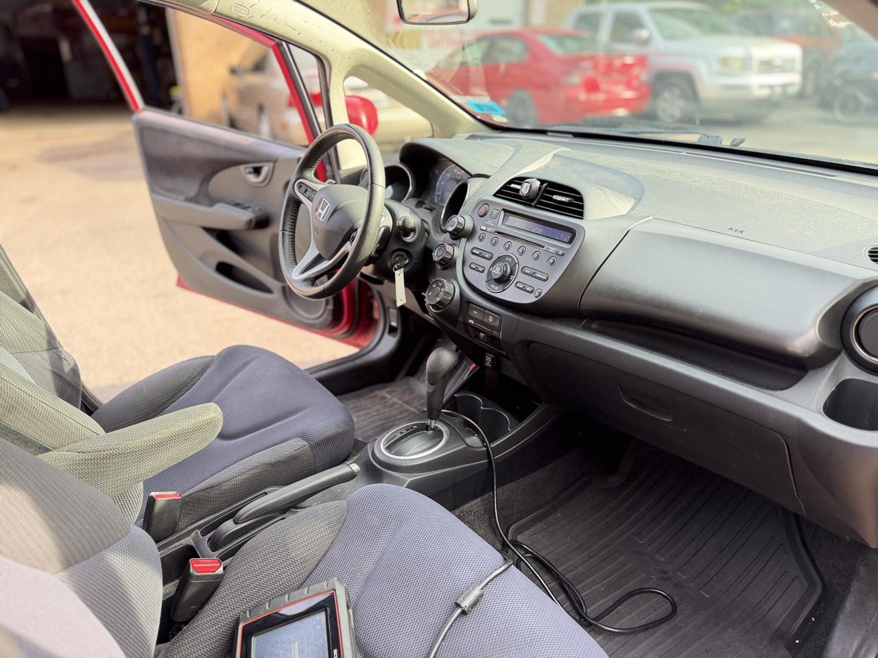 Honda Fit 5dr HB Auto Sport 2013