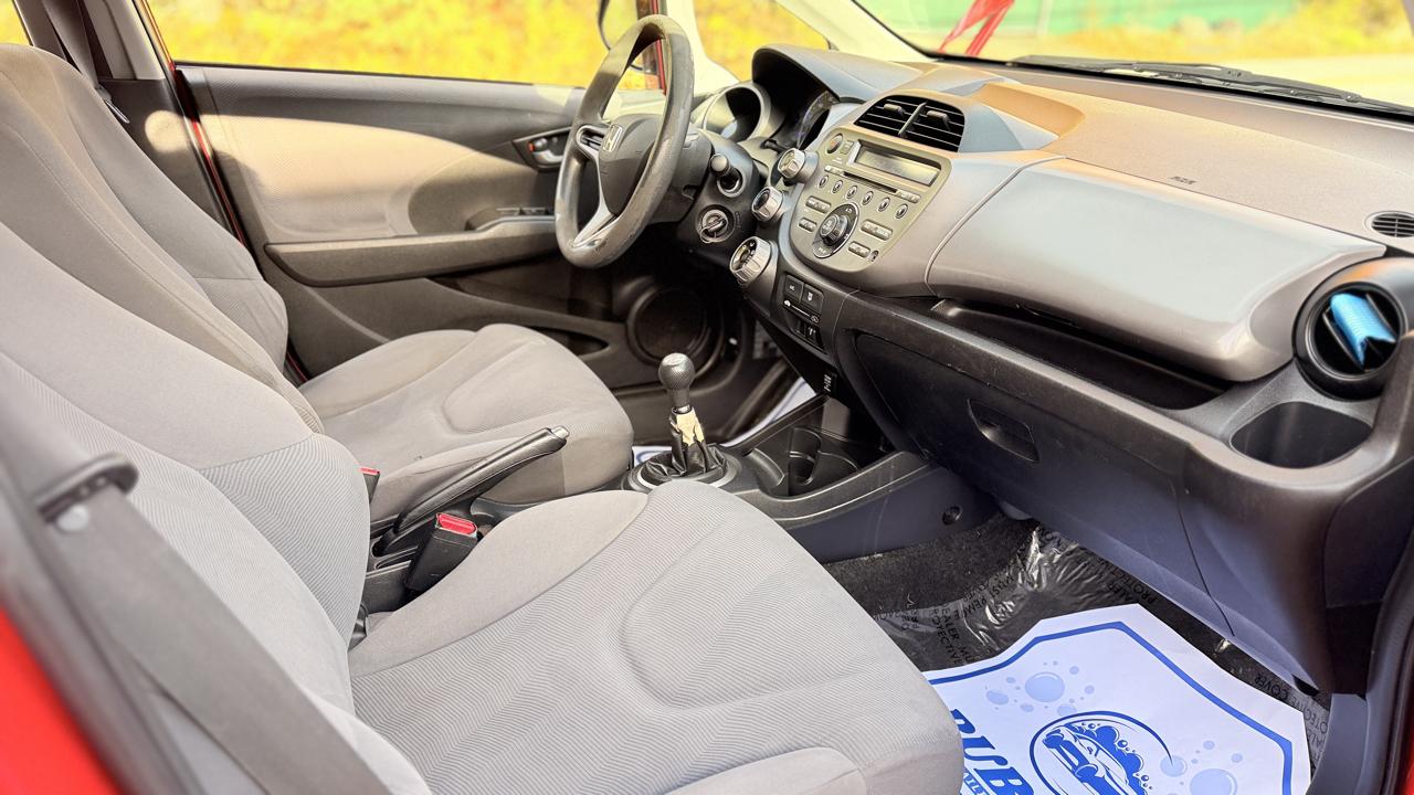 Honda Fit 5dr HB Man 2010