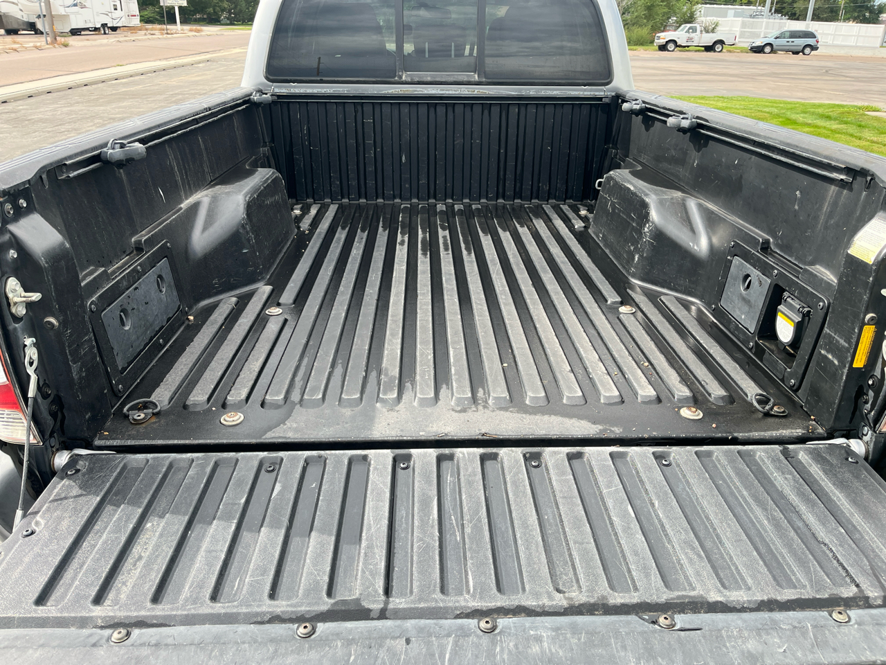 Toyota Tacoma 4WD Double Cab LB V6 AT (Natl) 2015 Toyota Tacoma 4WD Double Cab LB V6 AT (Natl) 2015