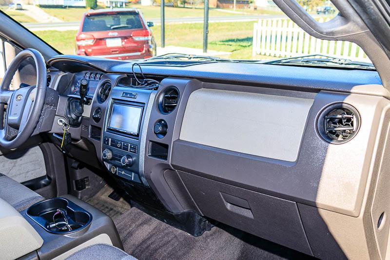 Ford F-150 2WD SuperCab 145" STX 2009