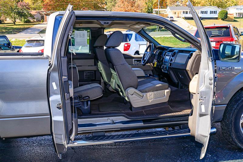 Ford F-150 2WD SuperCab 145" STX 2009