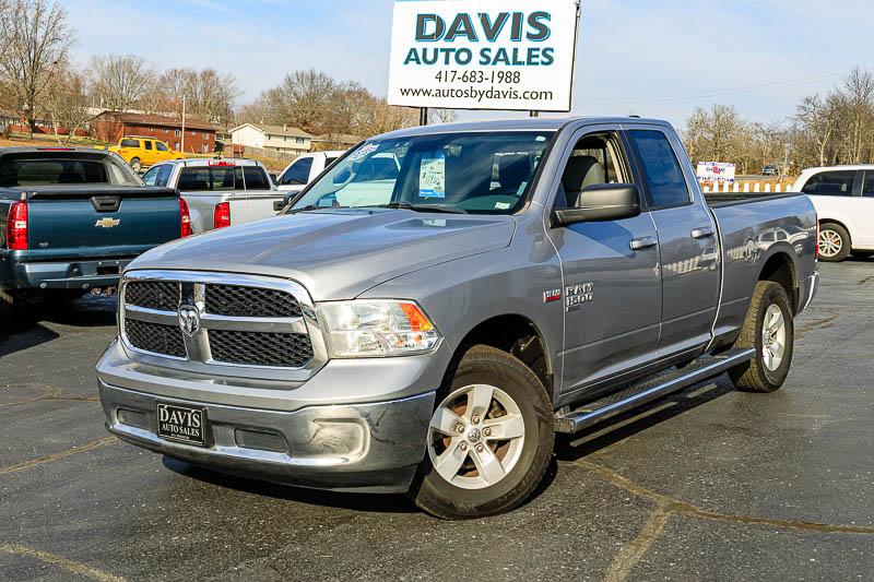 RAM 1500 Classic SLT 4x4 Quad Cab 6'4" Box 2019