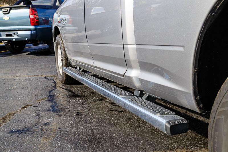 RAM 1500 Classic SLT 4x4 Quad Cab 6'4" Box 2019