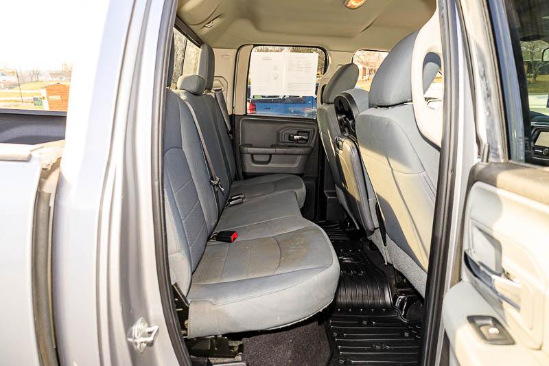 RAM 1500 Classic SLT 4x4 Quad Cab 6'4" Box 2019