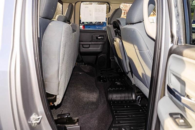 RAM 1500 Classic SLT 4x4 Quad Cab 6'4" Box 2019