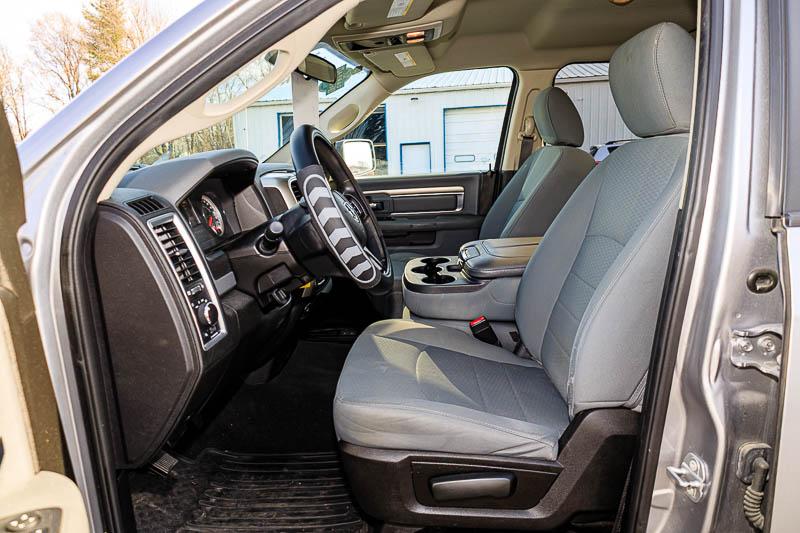RAM 1500 Classic SLT 4x4 Quad Cab 6'4" Box 2019