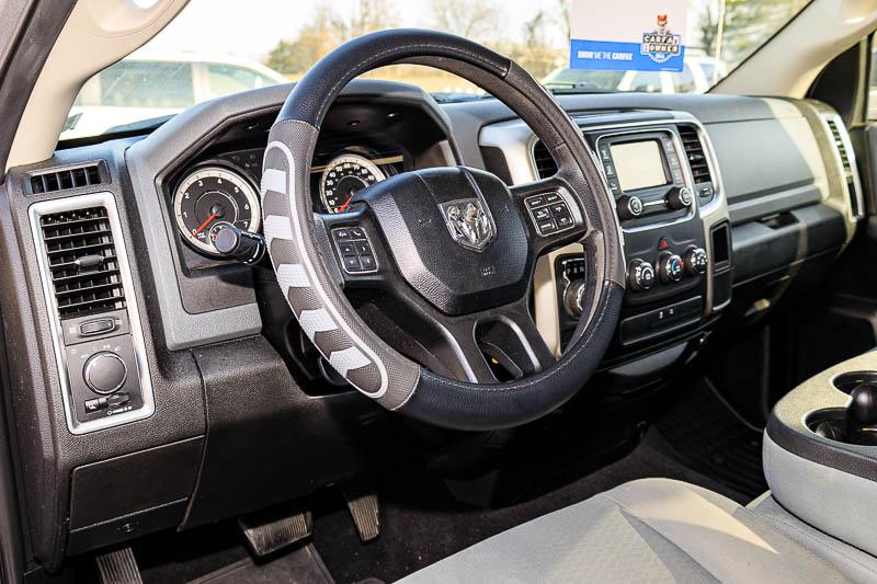 RAM 1500 Classic SLT 4x4 Quad Cab 6'4" Box 2019