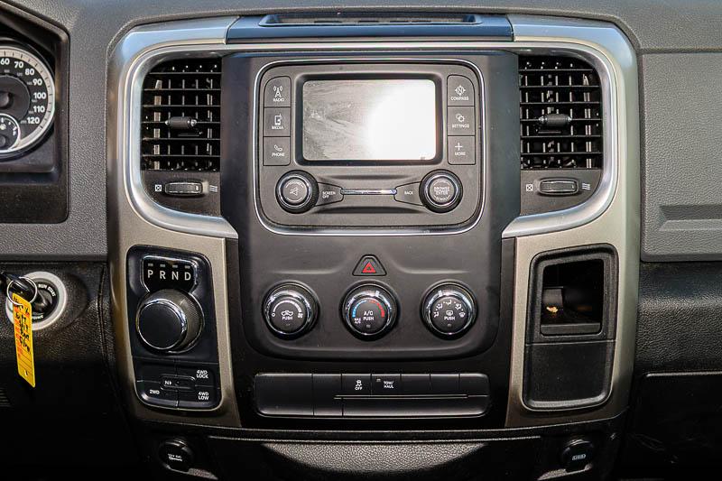 RAM 1500 Classic SLT 4x4 Quad Cab 6'4" Box 2019