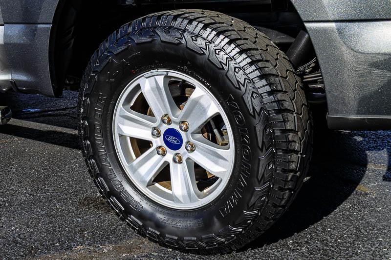 Ford F-150 4WD SuperCrew 145" XLT 2015