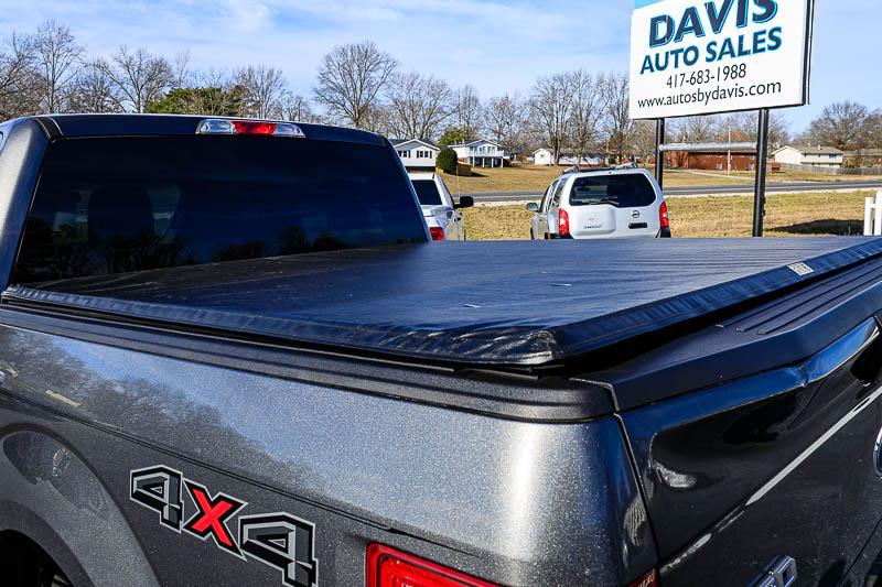 Ford F-150 4WD SuperCrew 145" XLT 2015