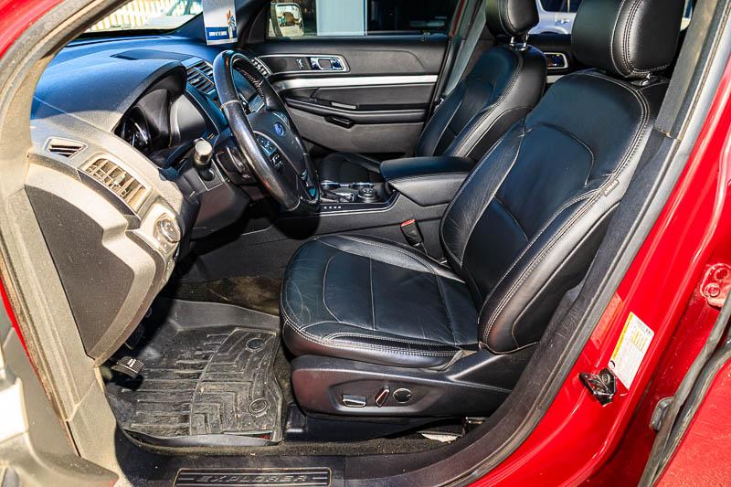 Ford Explorer XLT 4WD 2017