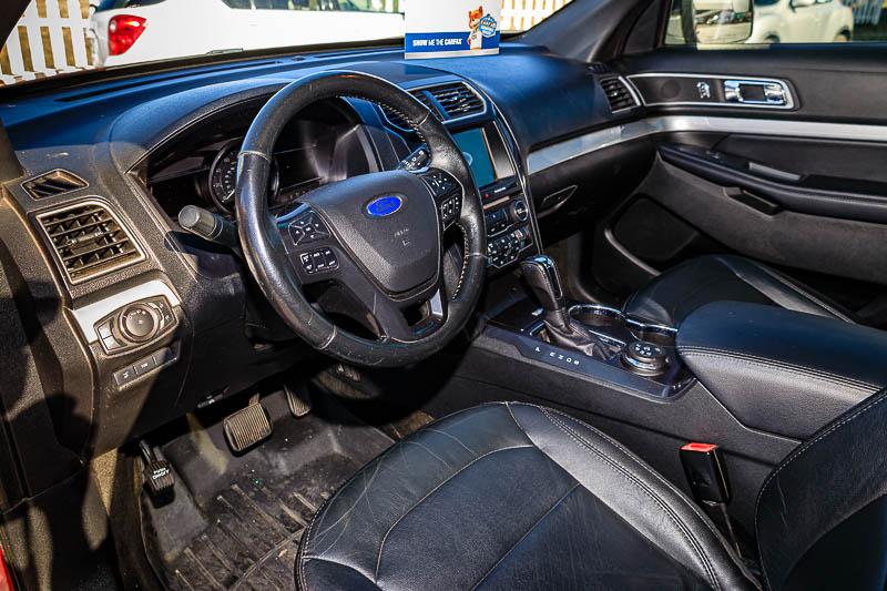 Ford Explorer XLT 4WD 2017