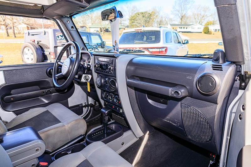 Jeep Wrangler Sport 4WD 2010