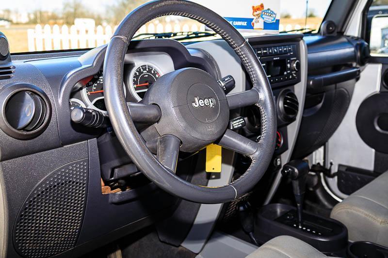 Jeep Wrangler Sport 4WD 2010