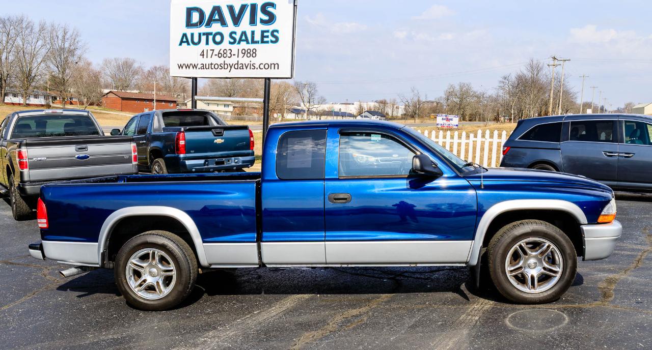 Dodge Dakota SLT Club Cab 2WD 2004