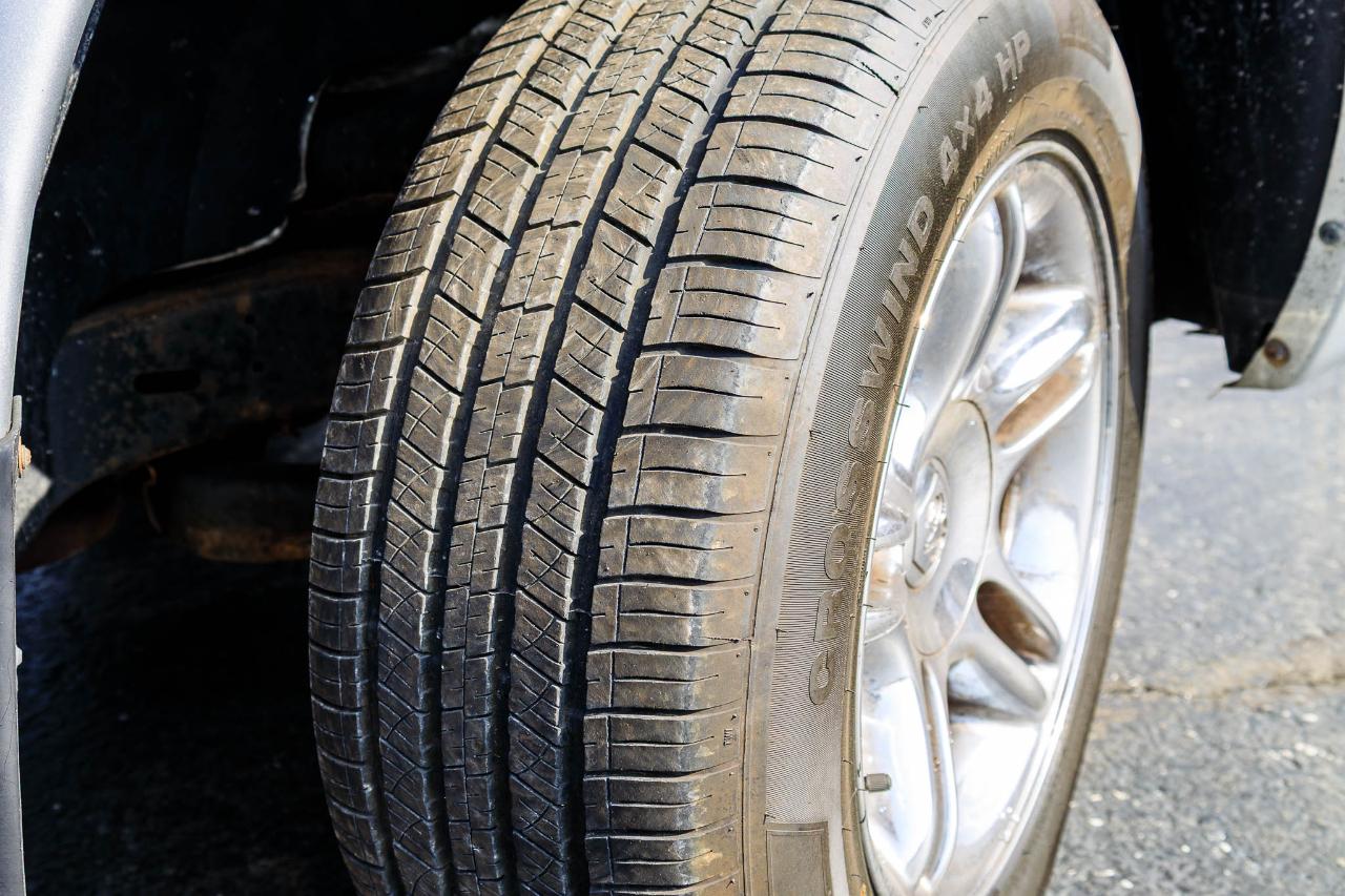 Dodge Dakota SLT Club Cab 2WD 2004