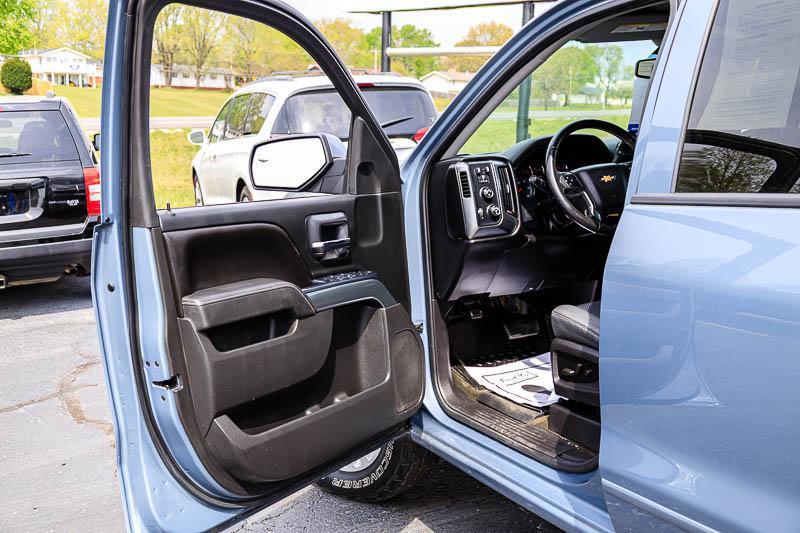 Chevrolet Silverado 1500 LT Crew Cab 4WD SWB 2016