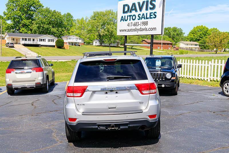Jeep Grand Cherokee  2011
