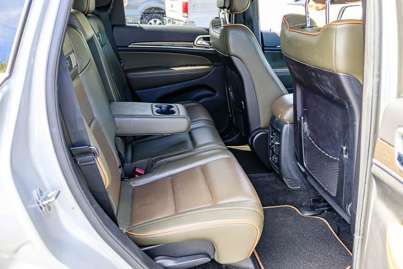 Jeep Grand Cherokee  2011
