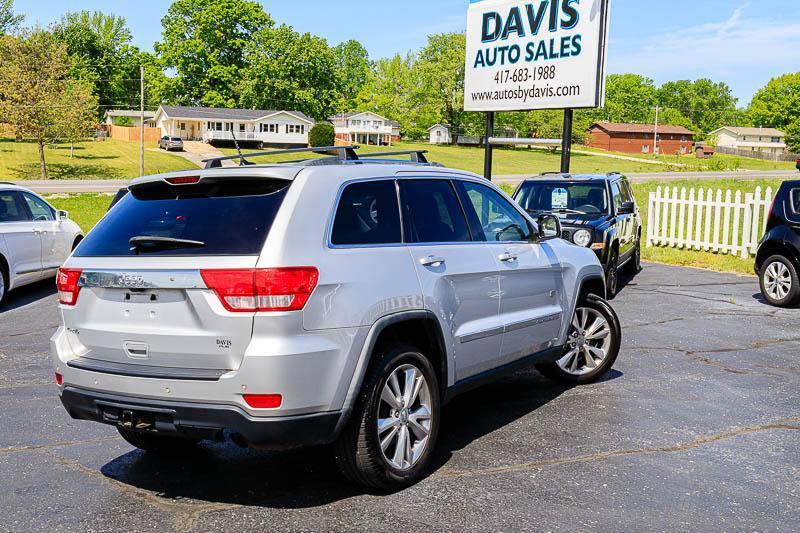 Jeep Grand Cherokee  2011