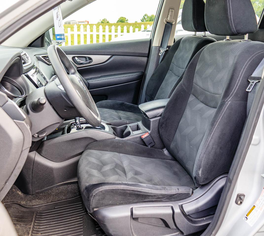 Nissan Rogue S AWD 2014
