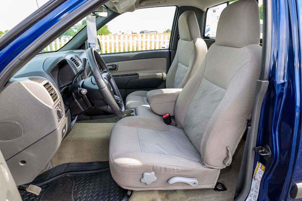 Chevrolet Colorado 2WD Reg Cab 111.2" LS 2004