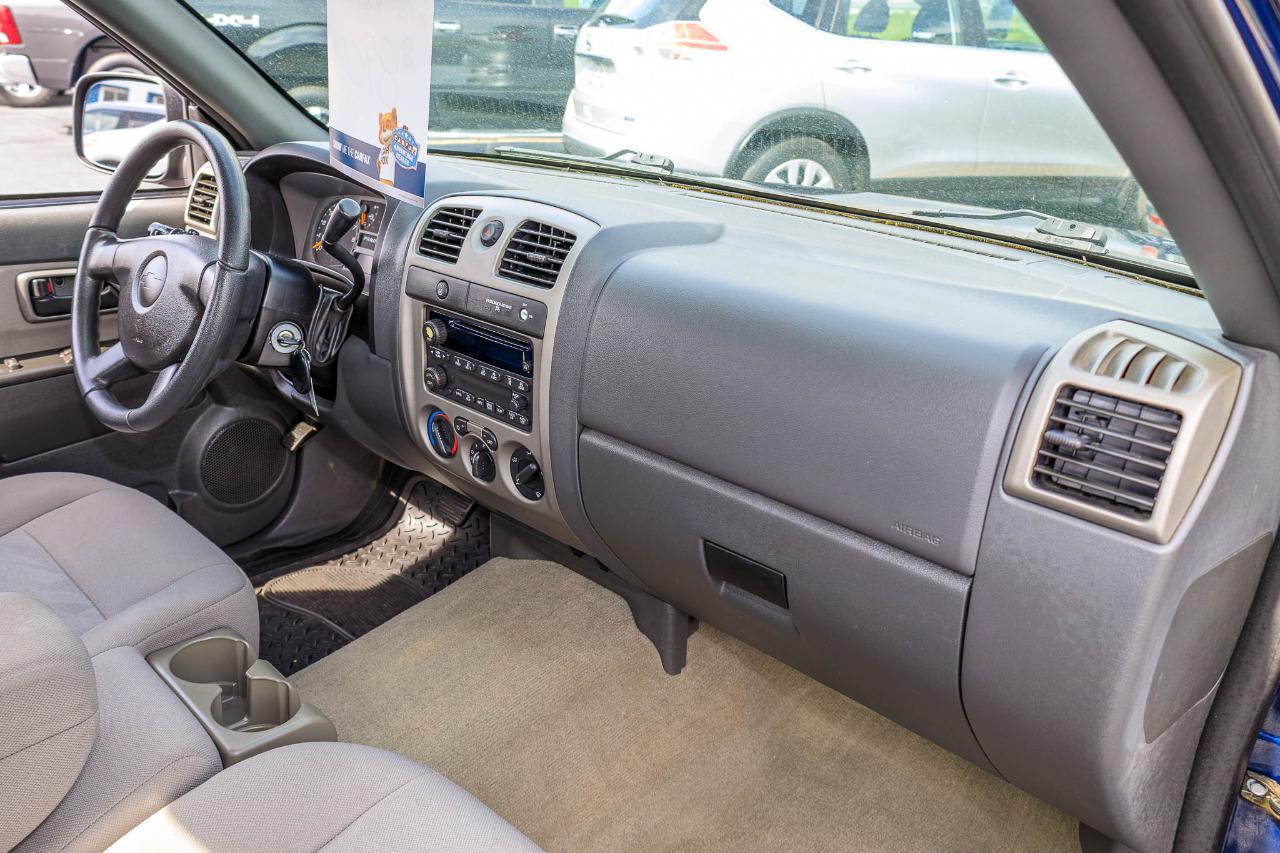 Chevrolet Colorado 2WD Reg Cab 111.2" LS 2004